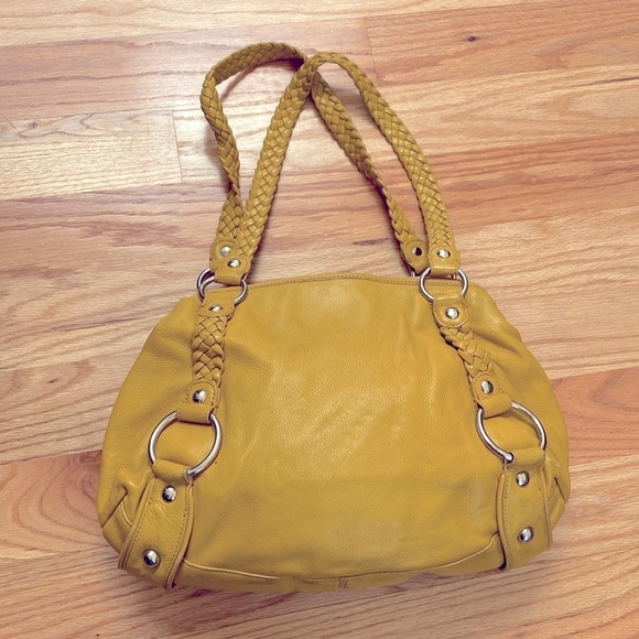Banana Republic 100% leather shoulder bag Mustard Yellow silver hardware Y2K - Picture 1 of 12